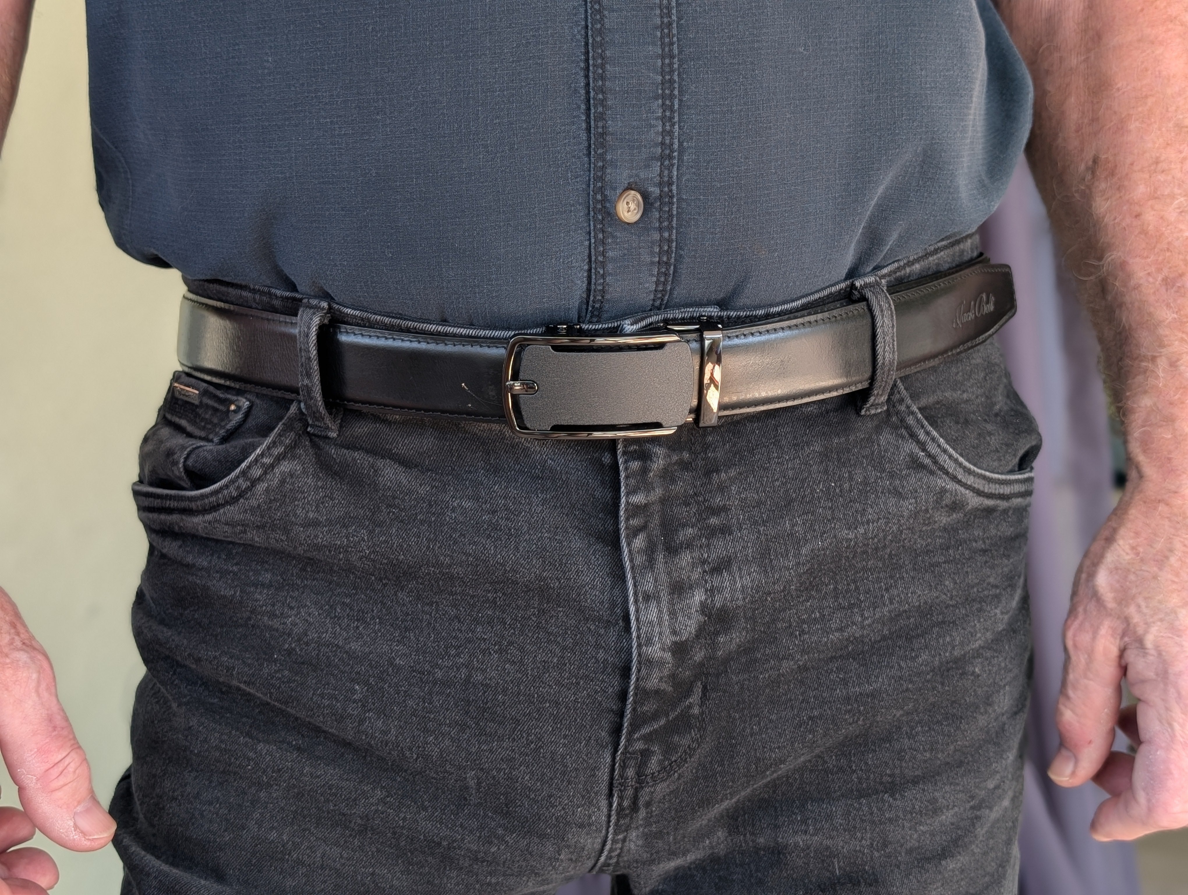 Jack Belt® Men's Full Grain Leather Belt - Plain Black With M9 Buckle (PLBLM9)